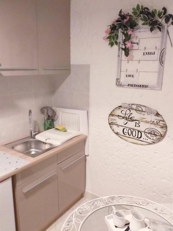 Ninas Dream Apartment Vrsar Luaran gambar